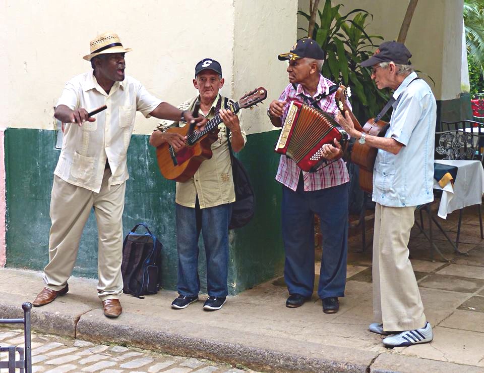 パンタ笛吹キューバハバナ